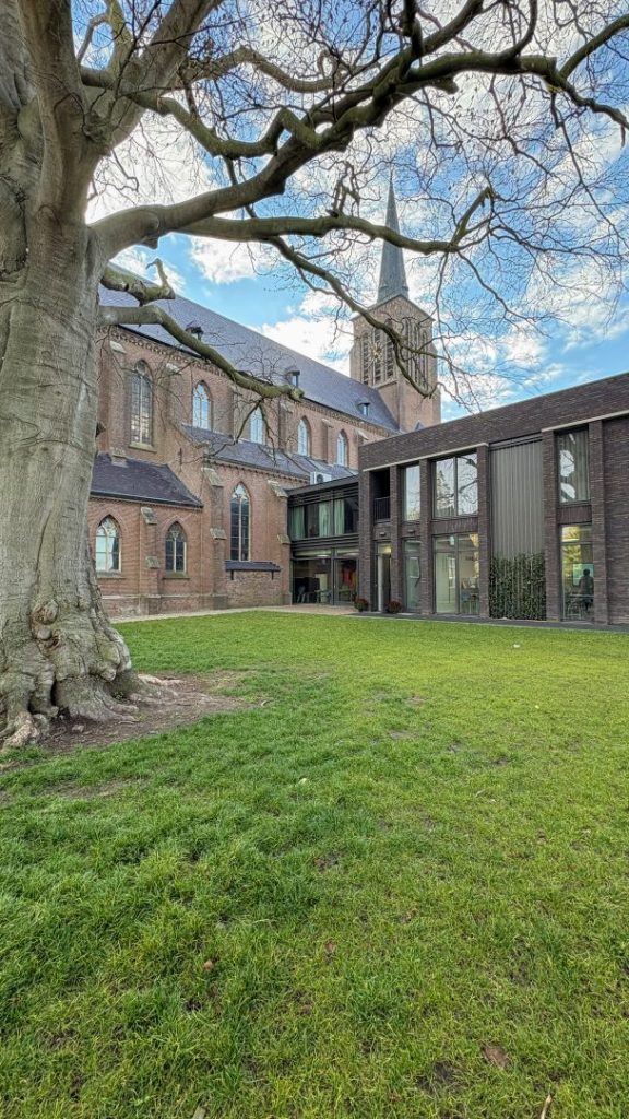 Transformatie kerk en nieuwbouw kindcentrum1